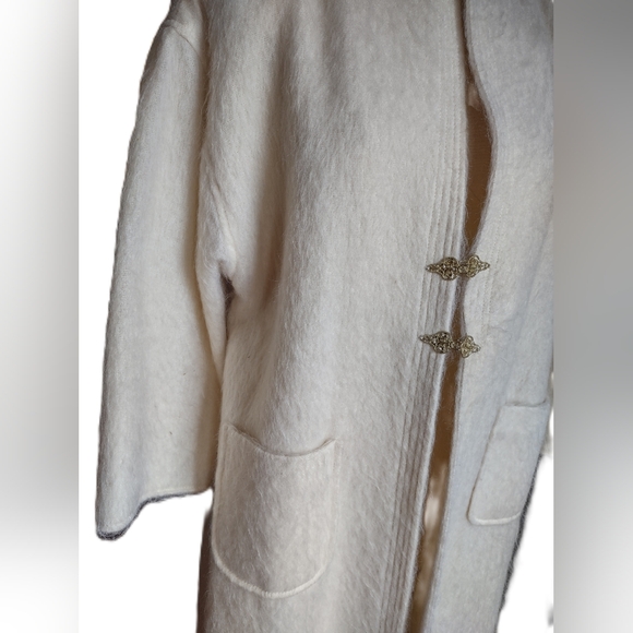 Rare Vintage Talbots Wool/Mohair Cream Coat - Picture 5 of 6